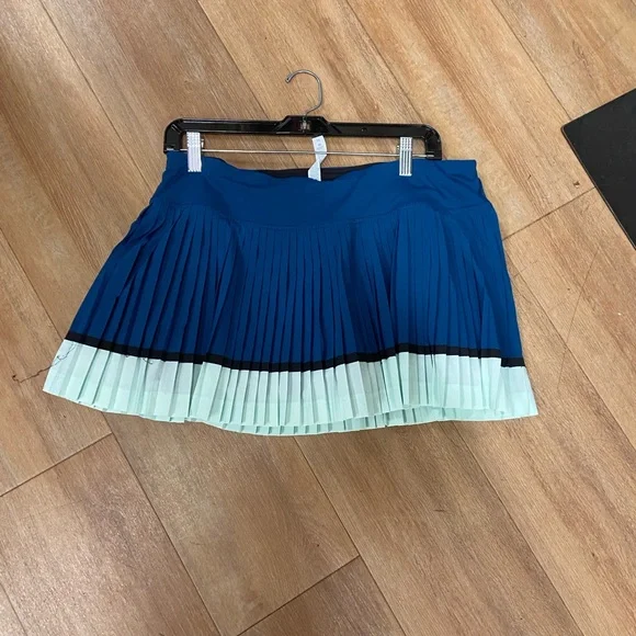 Lululemon Pleat to Street tennis skirt  size 10 Poseidon / Sea Mist - Picture 3 of 8